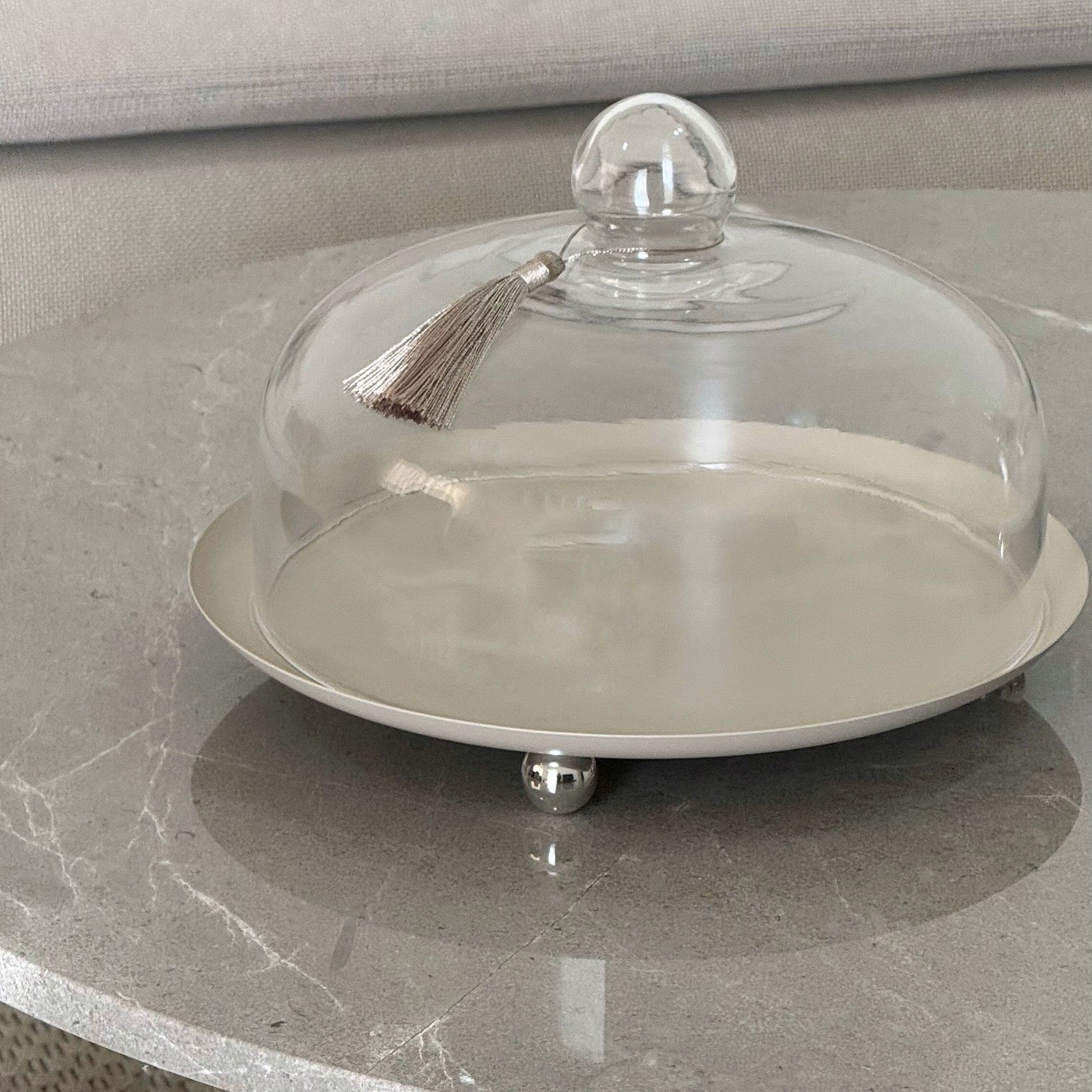 قطعتين من ستاندات للتقديم