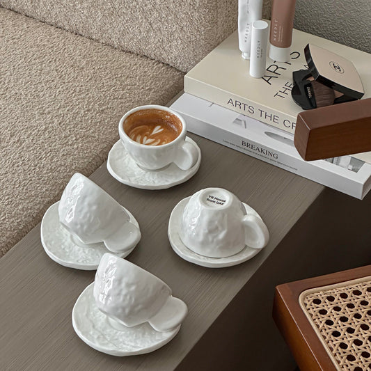 6 Ceramic coffee cups with saucer