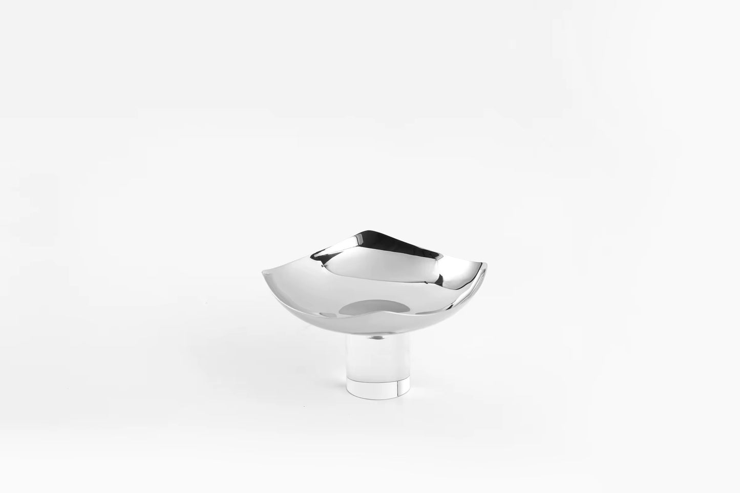 Serving and decoration stainless steel with a crystal base