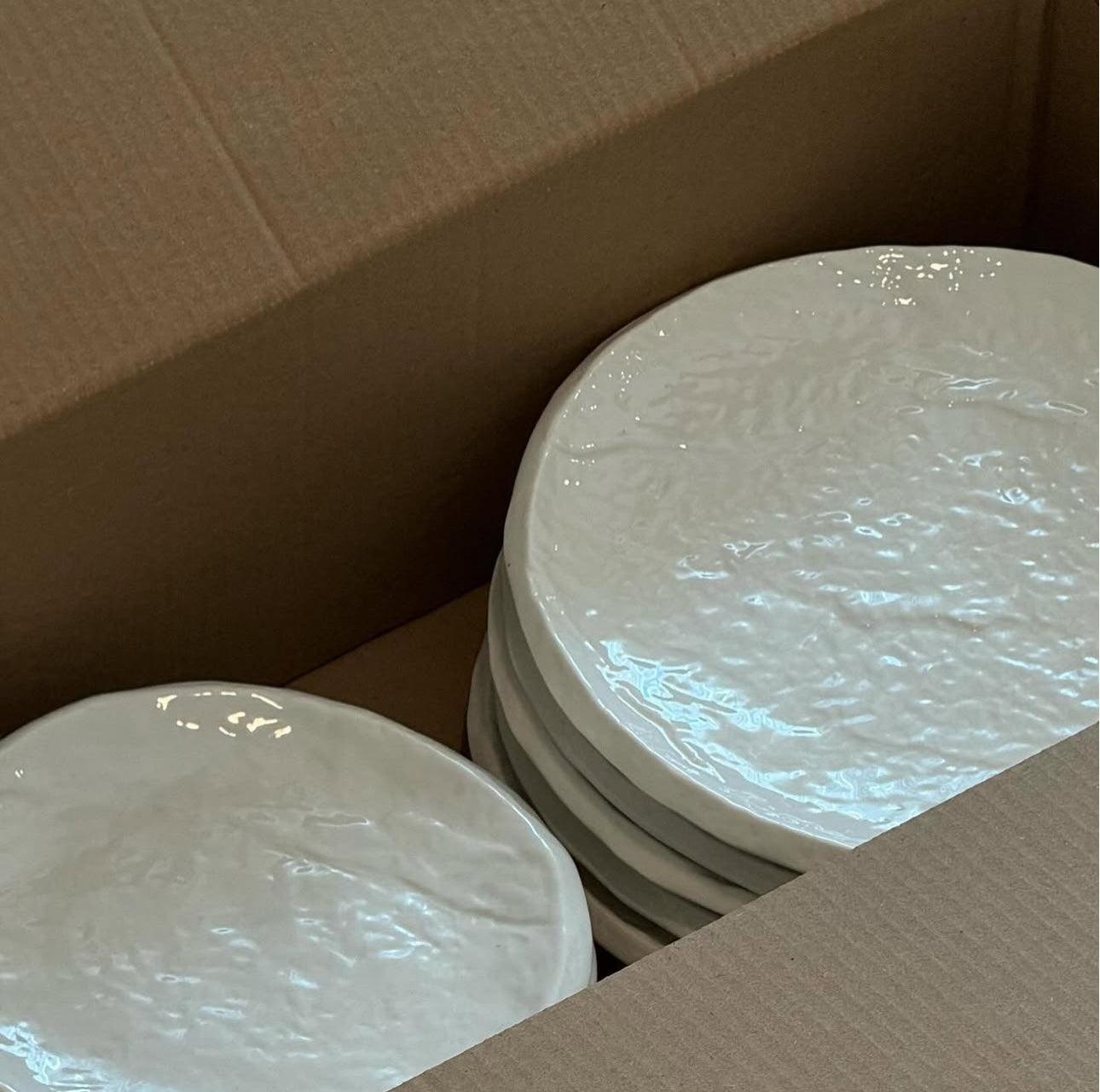 Ceramic plates